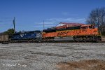 BNSF & MRL ON NS